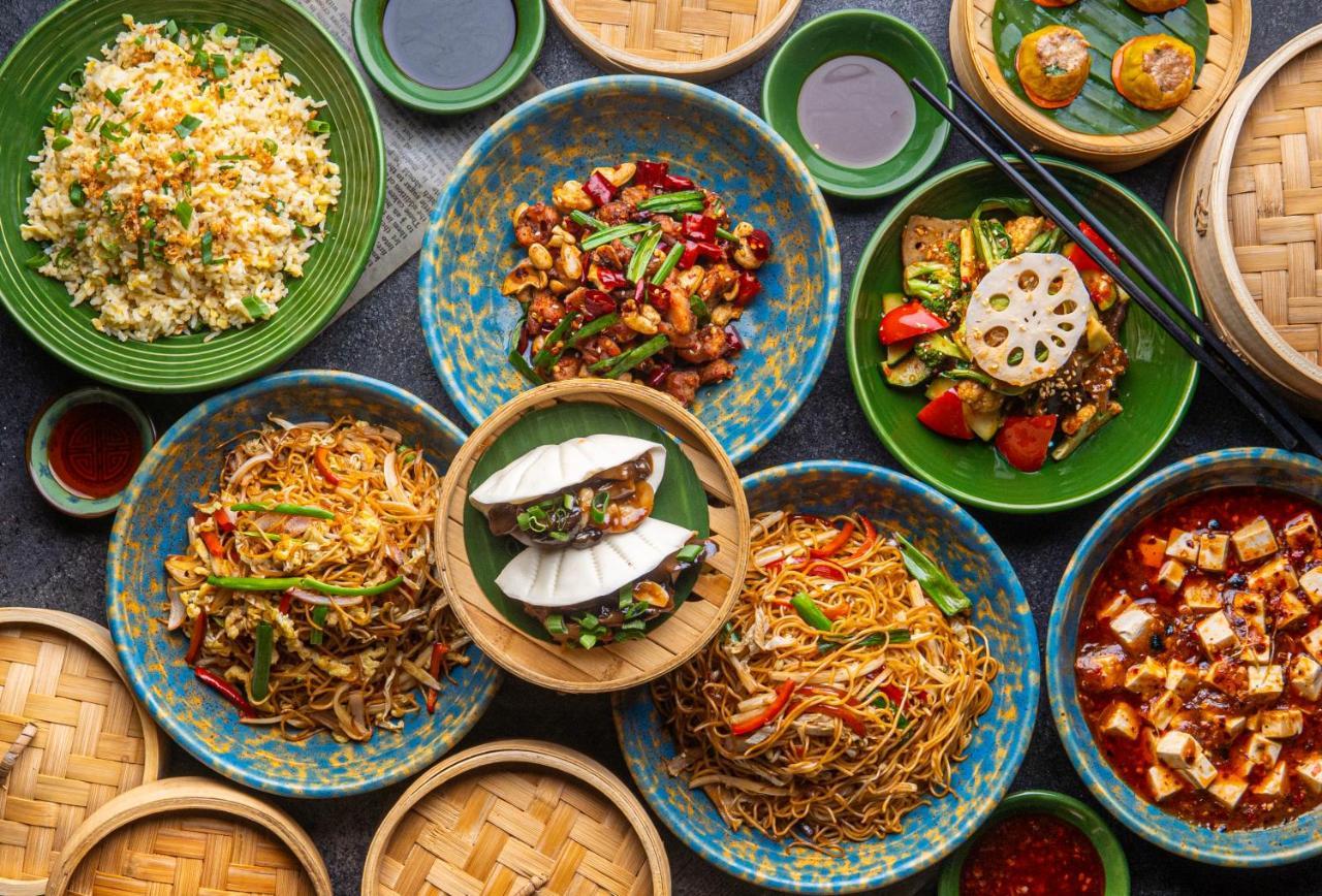 Hyatt Place Gurgaon Udyog Vihar Dış mekan fotoğraf Chinese cuisine