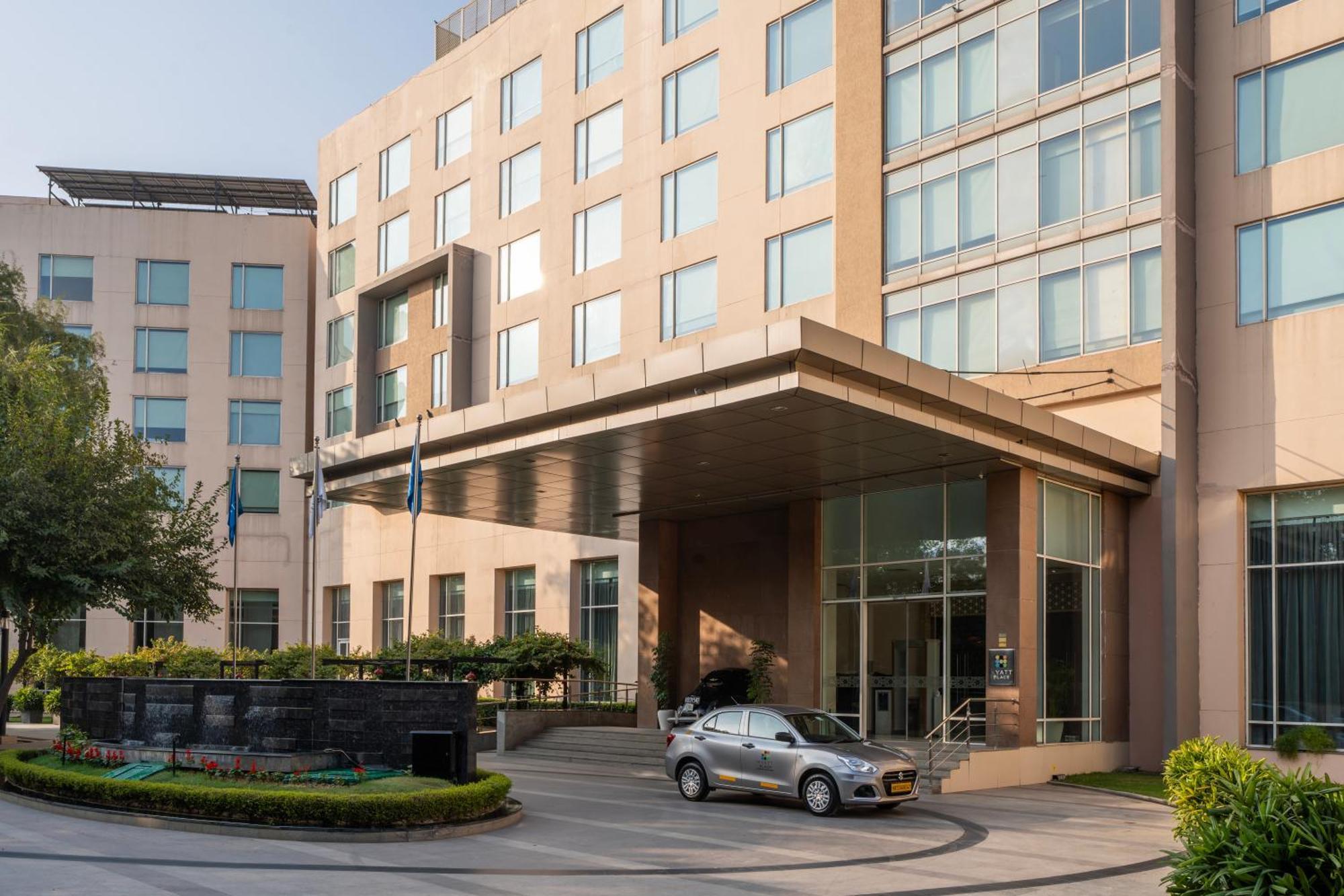 Hyatt Place Gurgaon Udyog Vihar Dış mekan fotoğraf The Park, New Delhi